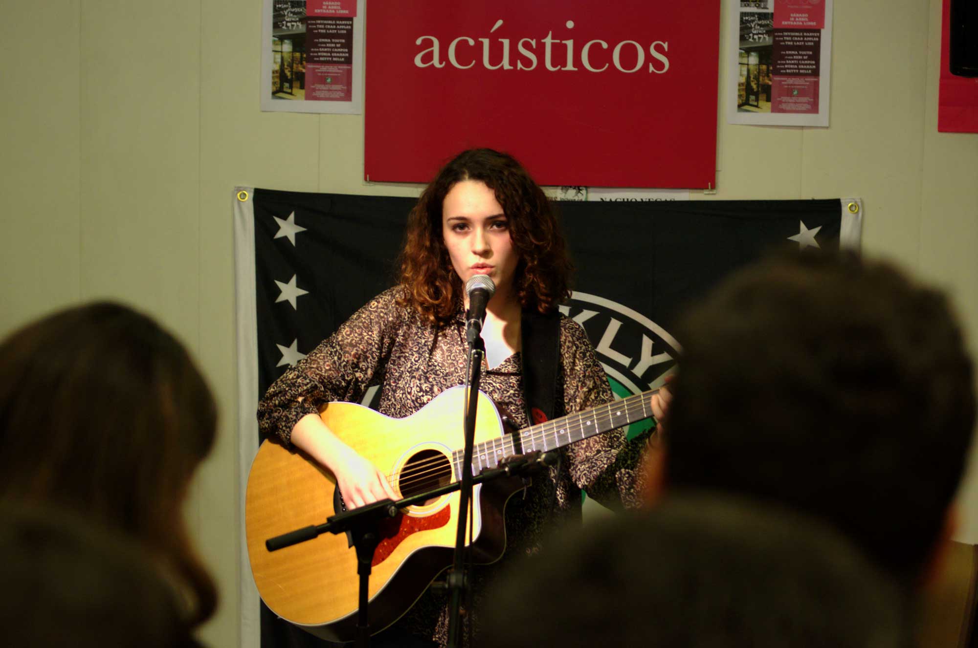  Núria Graham a Surco Discos de Gràcia durant el Record Store Day 2016. 